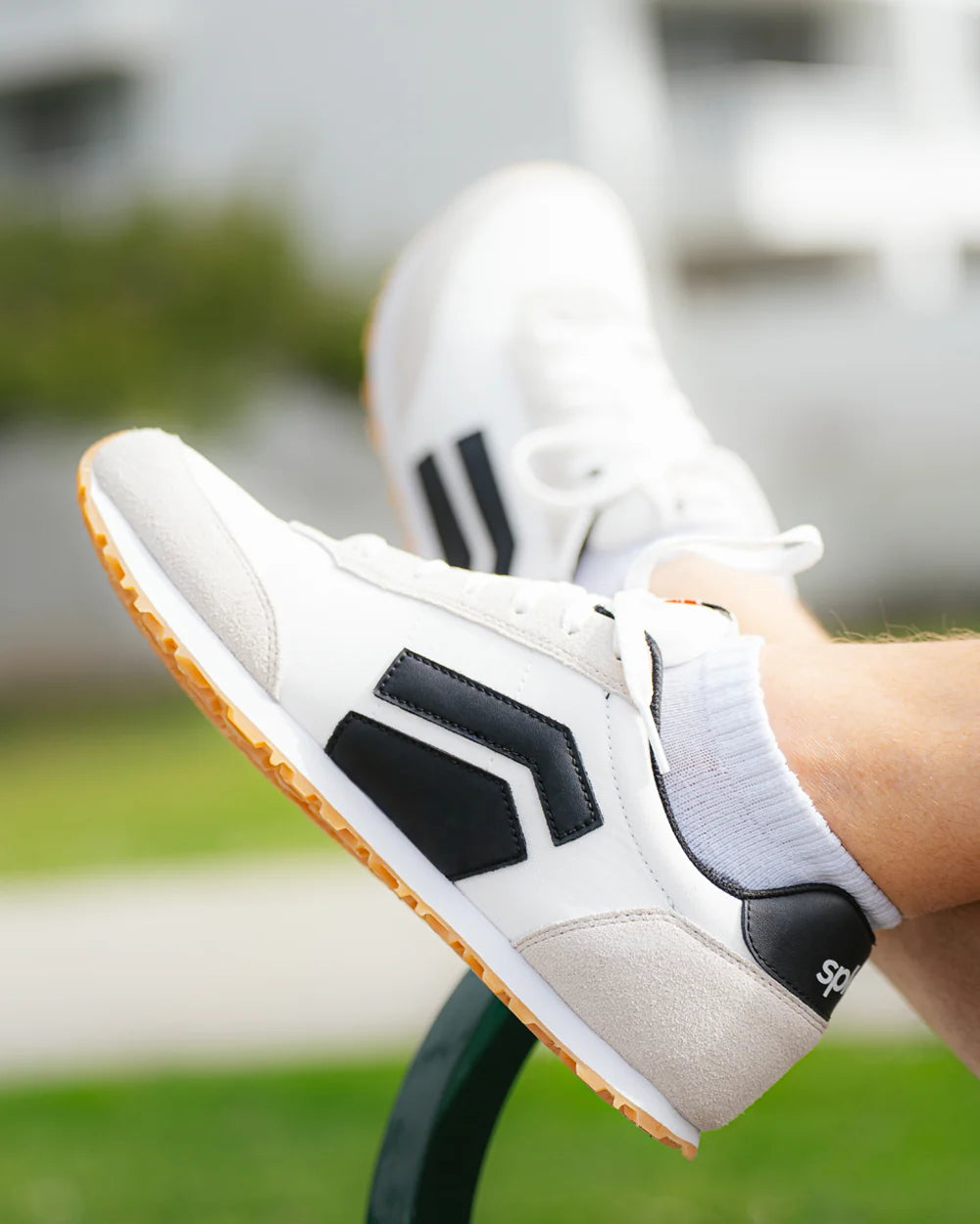 RUNNER V1 Varsity White '26